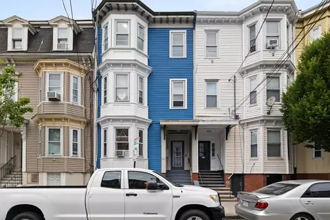 204 Princeton St, Boston, MA 02128