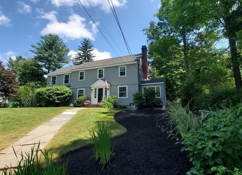 65 Blake Rd, Lexington, MA 02420