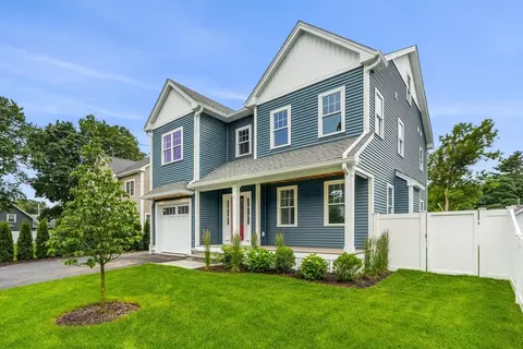 10 Whittier Rd, Natick, MA 01760