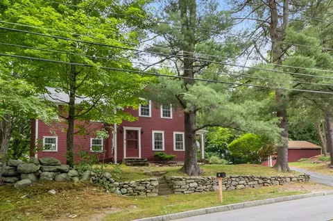 60 Ruggles St, Westborough, MA 01581