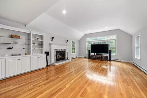 3 Rosewood Ln, Hingham, MA 02043 photo 10