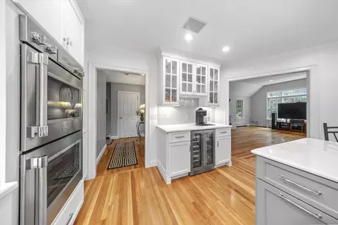3 Rosewood Ln, Hingham, MA 02043 photo 8