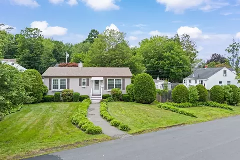 137 Brook St, Haverhill, MA 01830