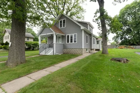 18 Balder Rd, Worcester, MA 01605