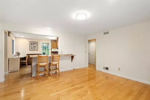 18 Juniper Ln, Framingham, MA 01701 photo 21
