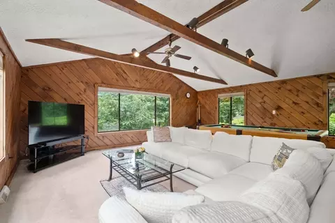 18 Juniper Ln, Framingham, MA 01701 photo 11