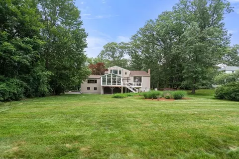 18 Juniper Ln, Framingham, MA 01701 photo 4