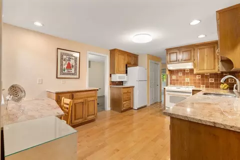18 Juniper Ln, Framingham, MA 01701 photo 19
