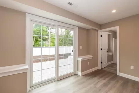 34 Torre St, Reading, MA 01867 photo 32