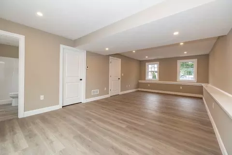 34 Torre St, Reading, MA 01867 photo 33