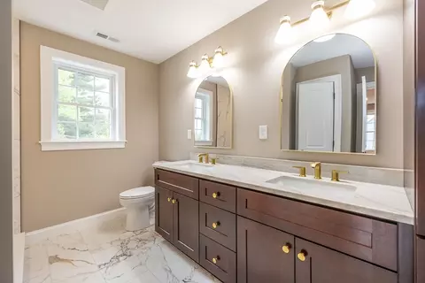 34 Torre St, Reading, MA 01867 photo 21