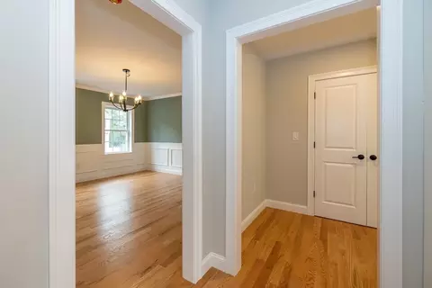 34 Torre St, Reading, MA 01867 photo 14