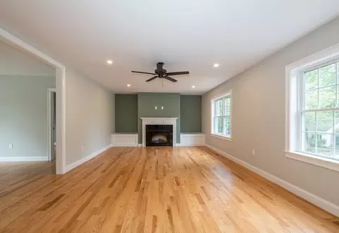 34 Torre St, Reading, MA 01867 photo 10
