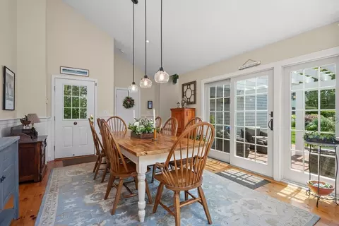 5 Putnam Ave, Cotuit, MA 02635 photo 11
