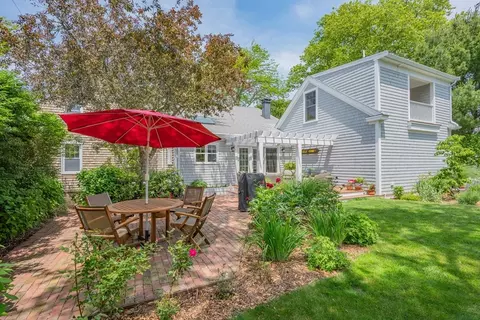 5 Putnam Ave, Cotuit, MA 02635 photo 10