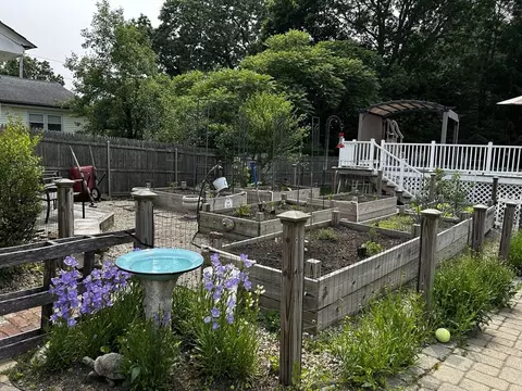 16 Pinehurst Ave, Dracut, MA 01826 photo 9