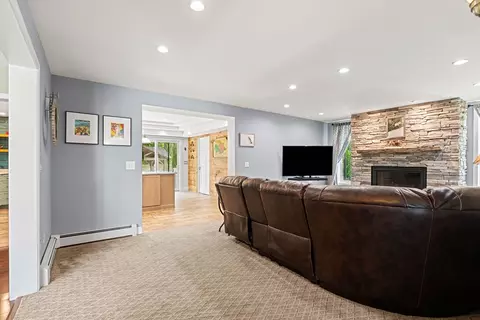 16 Pinehurst Ave, Dracut, MA 01826 photo 26