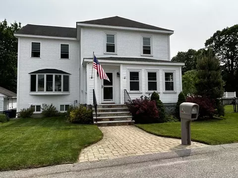 16 Pinehurst Ave, Dracut, MA 01826