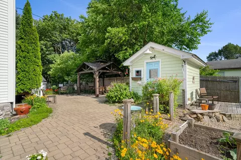 16 Pinehurst Ave, Dracut, MA 01826 photo 32