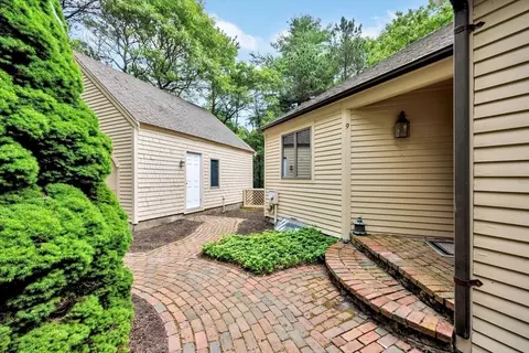 9 North Way, Mashpee, MA 02649 photo 3