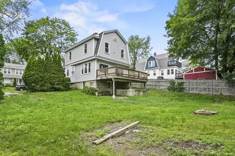 Exterior - 112 Brookline St, Worcester, MA 01603 photo 4 of 8