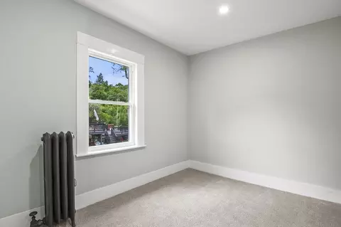 Bedroom - 112 Brookline St, Worcester, MA 01603 photo 3 of 6