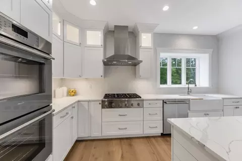 170 Route 6a, Dennis, MA 02638 photo 8