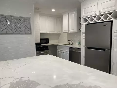 Kitchen - 210 Hillside Ave #37, Needham, MA 02494 photo 2 of 6