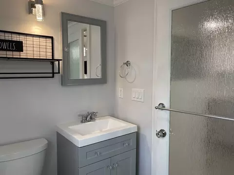 Bath - 210 Hillside Ave #37, Needham, MA 02494 photo 3 of 3