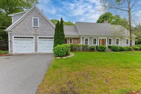 19 Angus Way, Centerville, MA 02632 photo 3