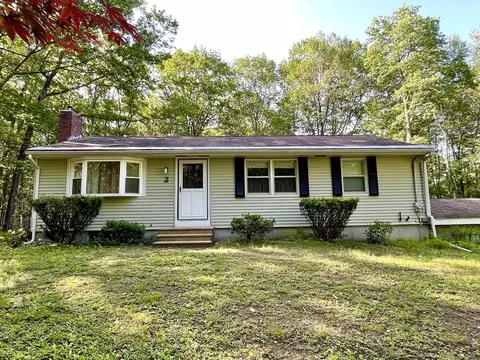 2 Bushy Ln, Rutland, MA 01543
