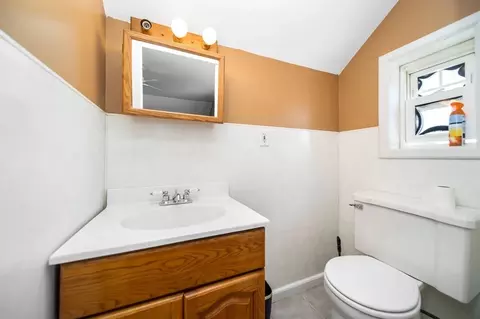 89 Lafayette St, Fall River, MA 02723 photo 16