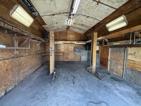 89 Lafayette St, Fall River, MA 02723 photo 23