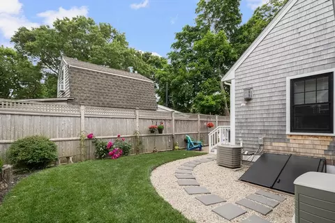 675 Main St #C1, Cotuit, MA 02635 photo 31
