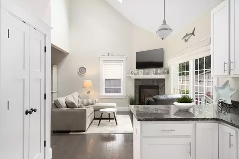 675 Main St #C1, Cotuit, MA 02635 photo 16