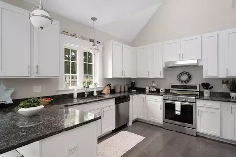 675 Main St #C1, Cotuit, MA 02635 photo 14