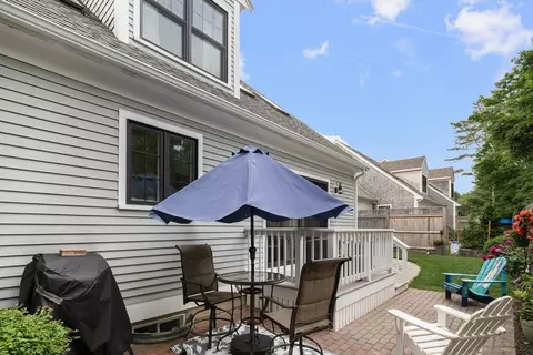 675 Main St #C1, Cotuit, MA 02635 photo 32