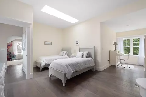 675 Main St #C1, Cotuit, MA 02635 photo 25