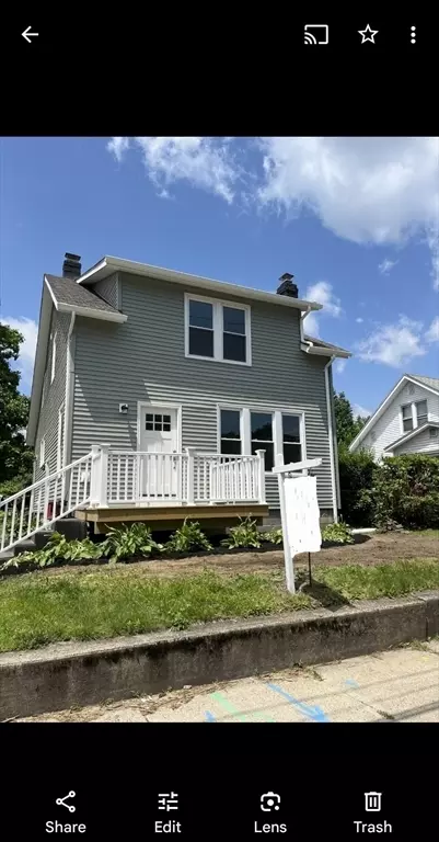 212 Marsden St, Springfield, MA 01109 photo 2