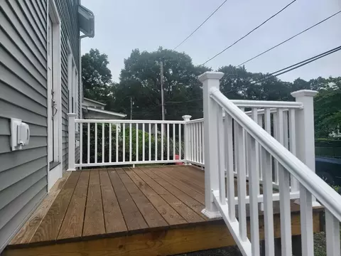 212 Marsden St, Springfield, MA 01109 photo 4