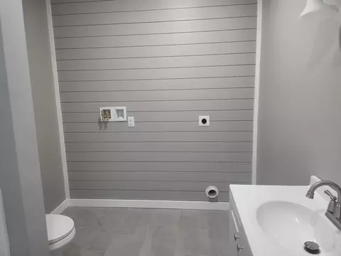 212 Marsden St, Springfield, MA 01109 photo 18