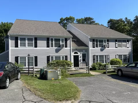 2 Englewood Dr #H1, Harwich, MA 02645