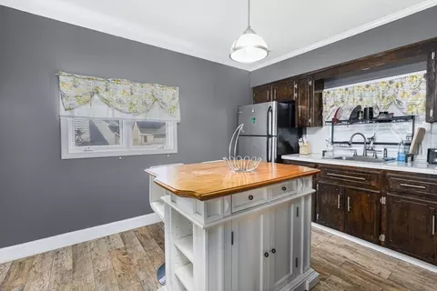 506 Snell St, Fall River, MA 02721 photo 17