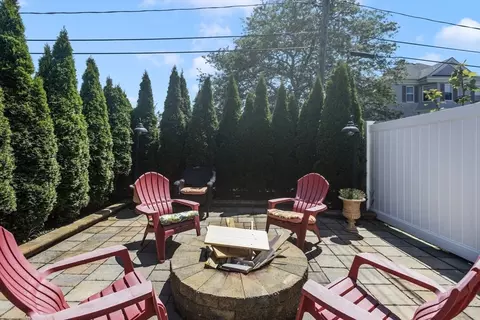 506 Snell St, Fall River, MA 02721 photo 24