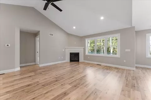 6 Nicols Way #6, Easthampton, MA 01027 photo 2