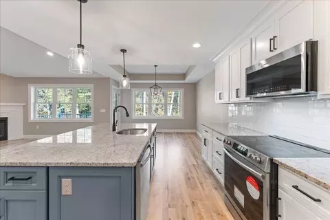 6 Nicols Way #6, Easthampton, MA 01027 photo 8