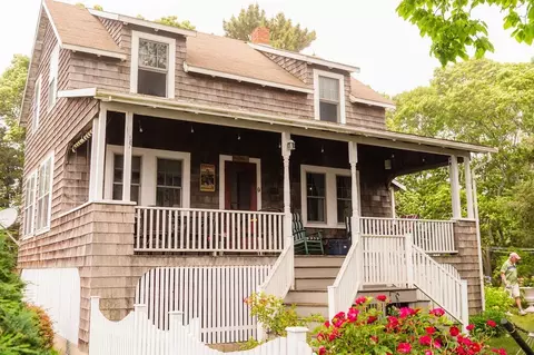 Exterior - 9 Dresden Ave, Wareham, MA 02571 photo 1 of 10