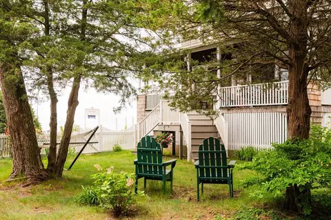 Exterior - 9 Dresden Ave, Wareham, MA 02571 photo 8 of 10