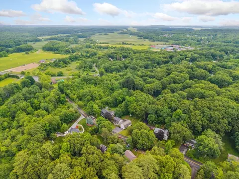 103 Central St, Newbury, MA 01922