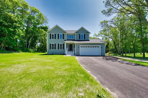 526 Old Warren Rd, Swansea, MA 02777